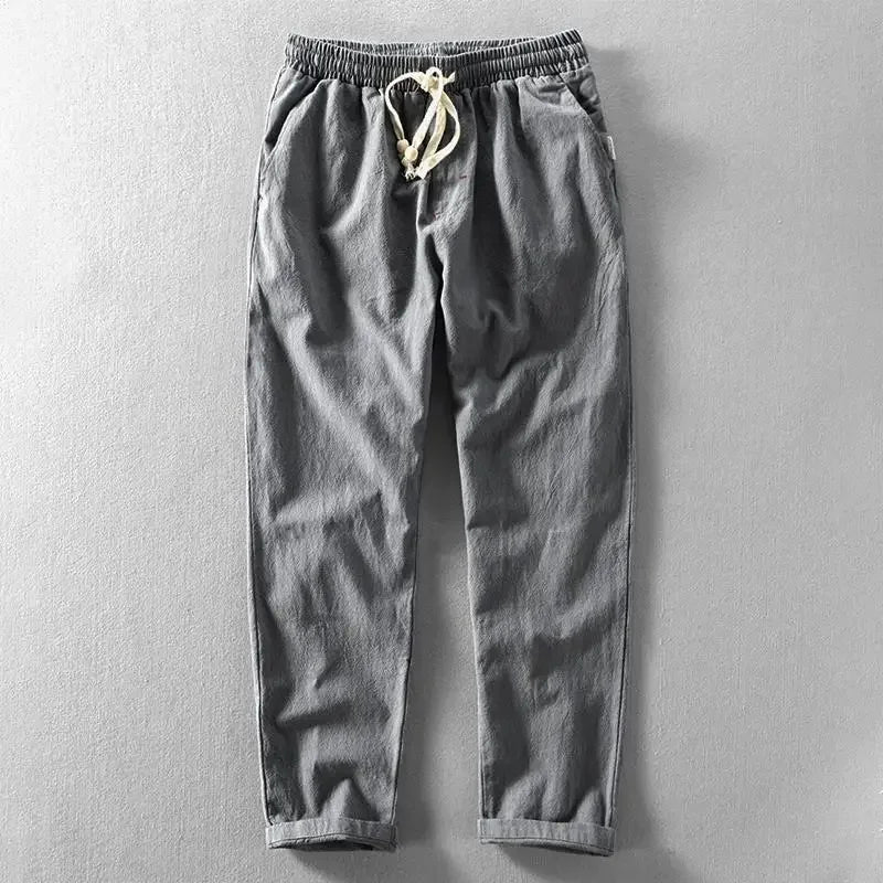 Pantalons décontractés confortables Lexie de la collection #844 de Danoir Paris, en noir, vus de face sur modèle.