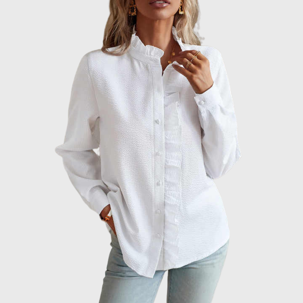 Blouse élégante Agnete de Danoir Paris en tissu bleu, vue de face, détails du col et manche, style chic et sophistiqué.