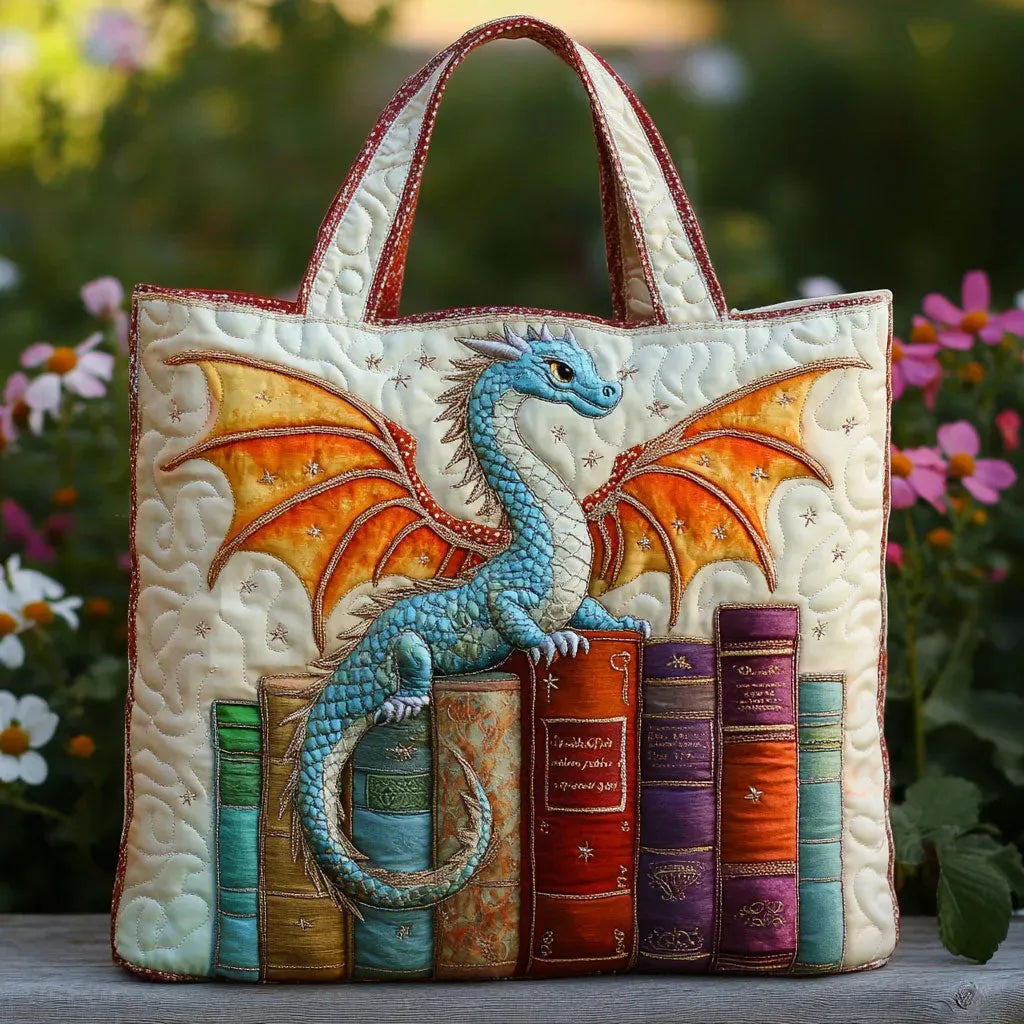 Sac à main artisanal Danoir Paris, en cuir vert émeraude avec dragon brodé, dimensions 38x35 cm, sac élégant et unique.