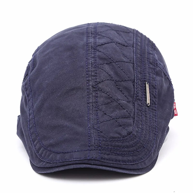 Casquette vintage Bloom™ pour chien de couleur beige de la marque Danoir Paris, style classique et confortable pour animaux.