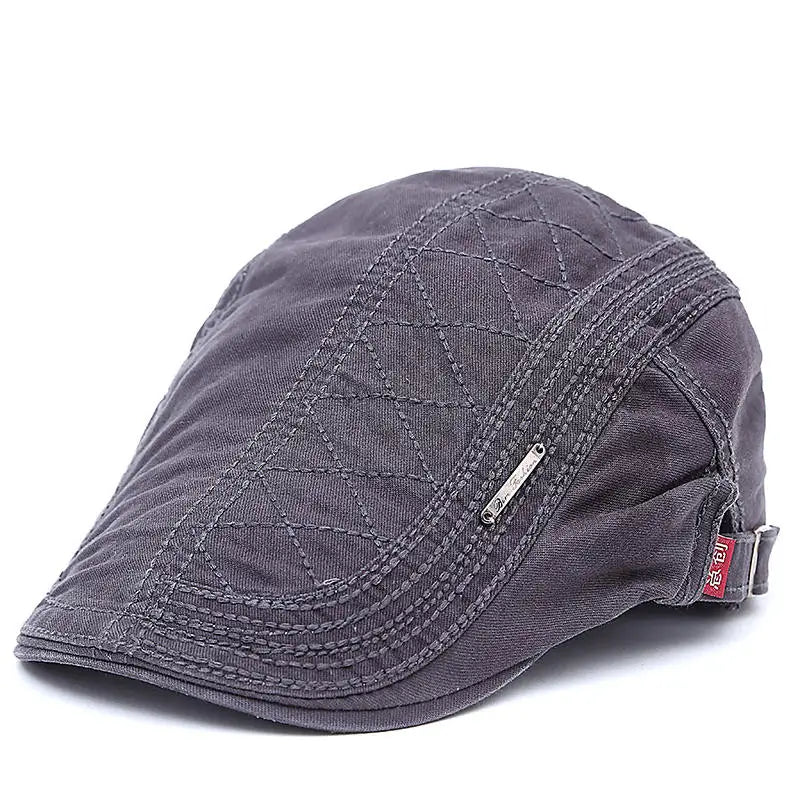 Casquette vintage pour animal domestique Bloom™ de Danoir Paris, beige, mode élégante pour chiens ou chats.
