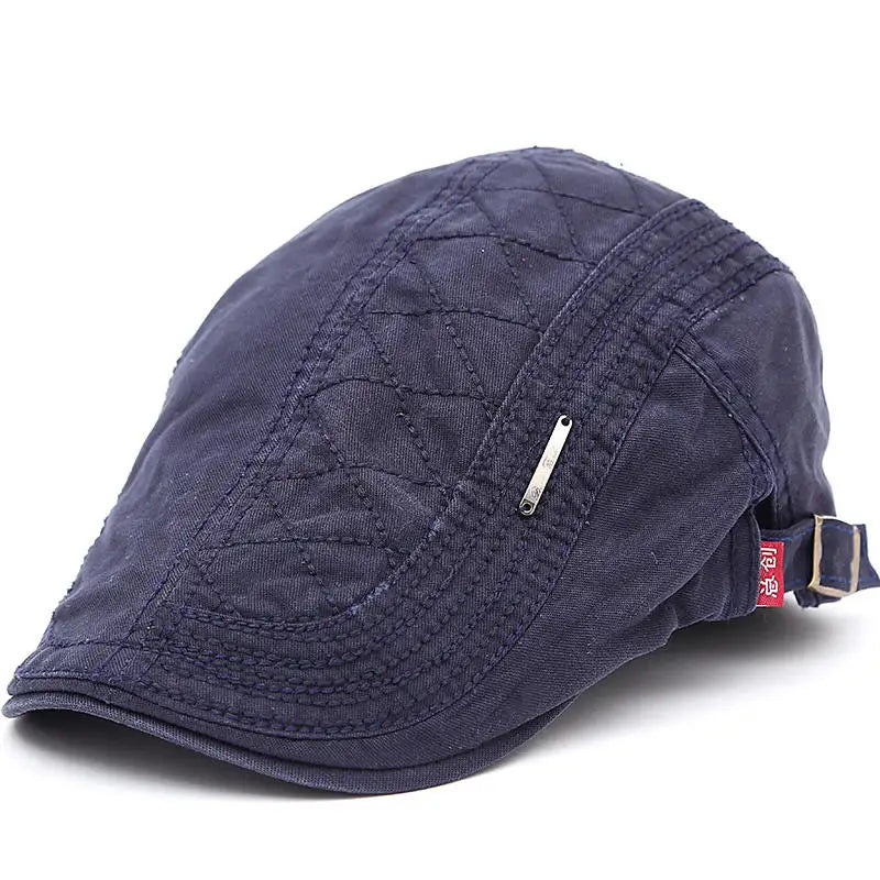 Casquette vintage Beige Bloom™ pour chien de Danoir Paris, style classique et confortable pour animaux de compagnie.