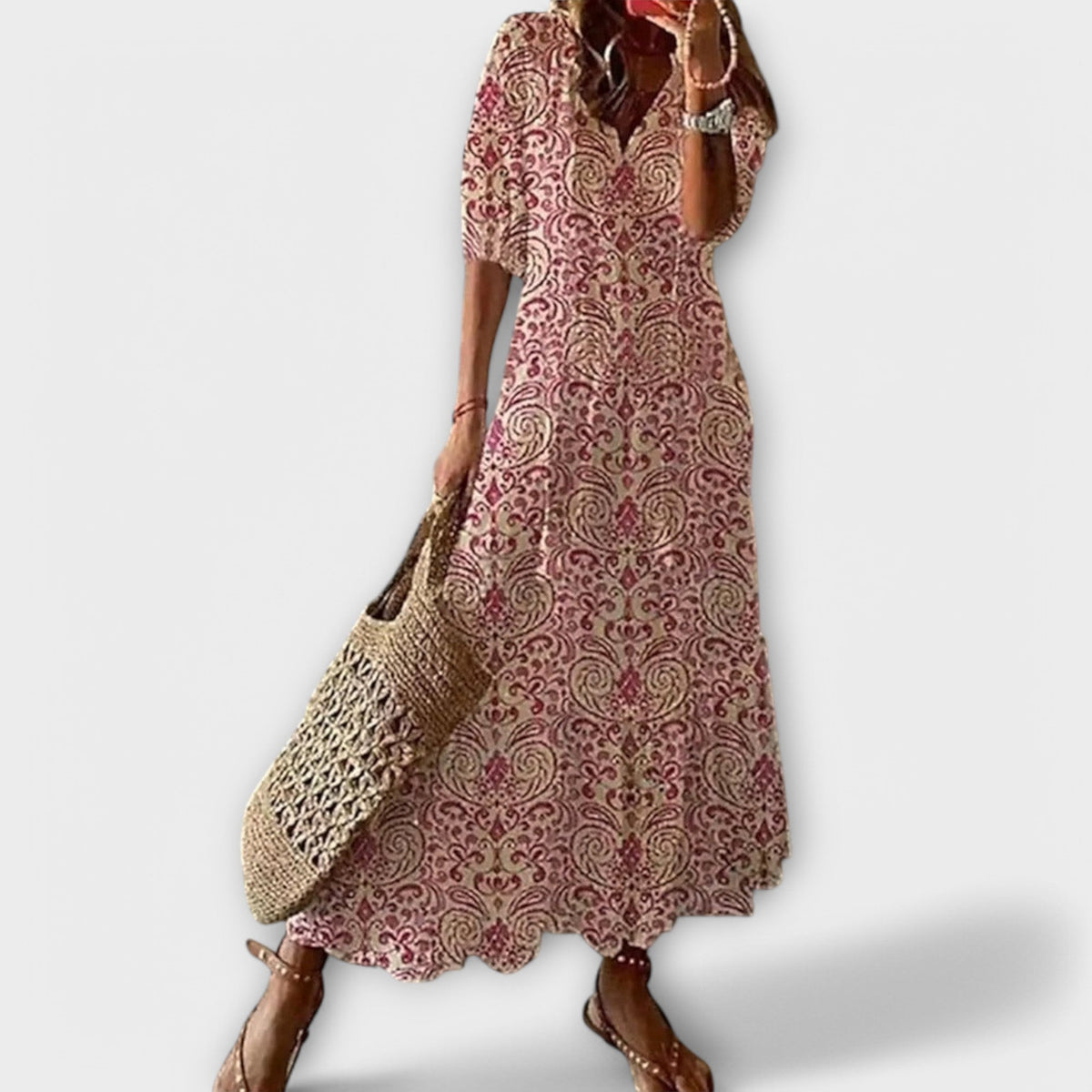 Robe longue beige Savannah de Danoir Paris, style maxi dress, détail en tissu fluide et élégant.