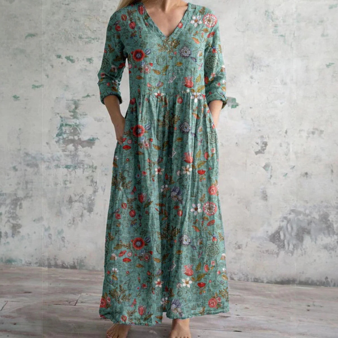 Robe aérée floral Tamara de Danoir Paris, en tissu léger beige avec motif floral, vue de face.