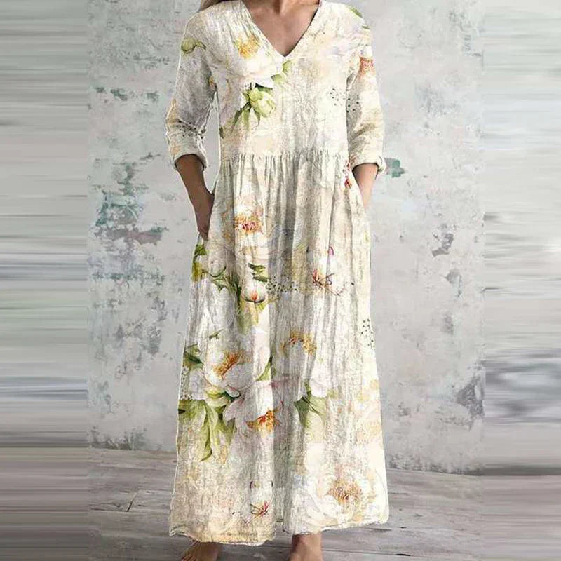 Robe aérienne florale Tamara de Danoir Paris en tissu beige avec motif floral léger, vue de face sur mannequin.