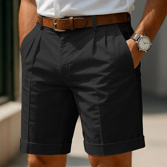 Shorts bermuda estivi Danoir Paris Varel avec plis, en tissu léger blanc, parfait pour la saison chaude.