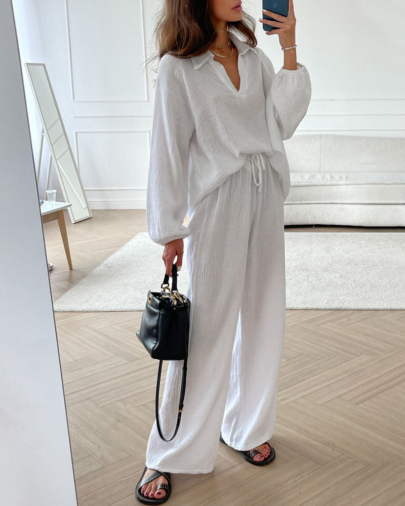 Ensemble Felicità élégant et confortable de Danoir Paris, vêtements blancs avec détails raffinés, porté sur mannequin.