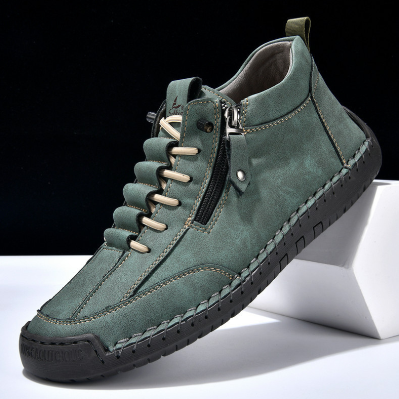 Chaussures en nabuk bleu Danoir Paris pour homme avec fermeture éclair, design élégant et semelle en caoutchouc.