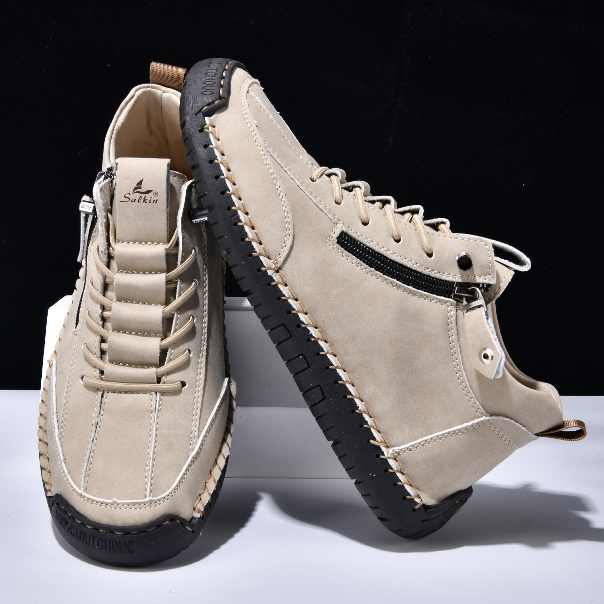 Chaussures en nabuk bleu avec zip pour homme de Danoir Paris, modèle élégant et confortable, vue de côté.