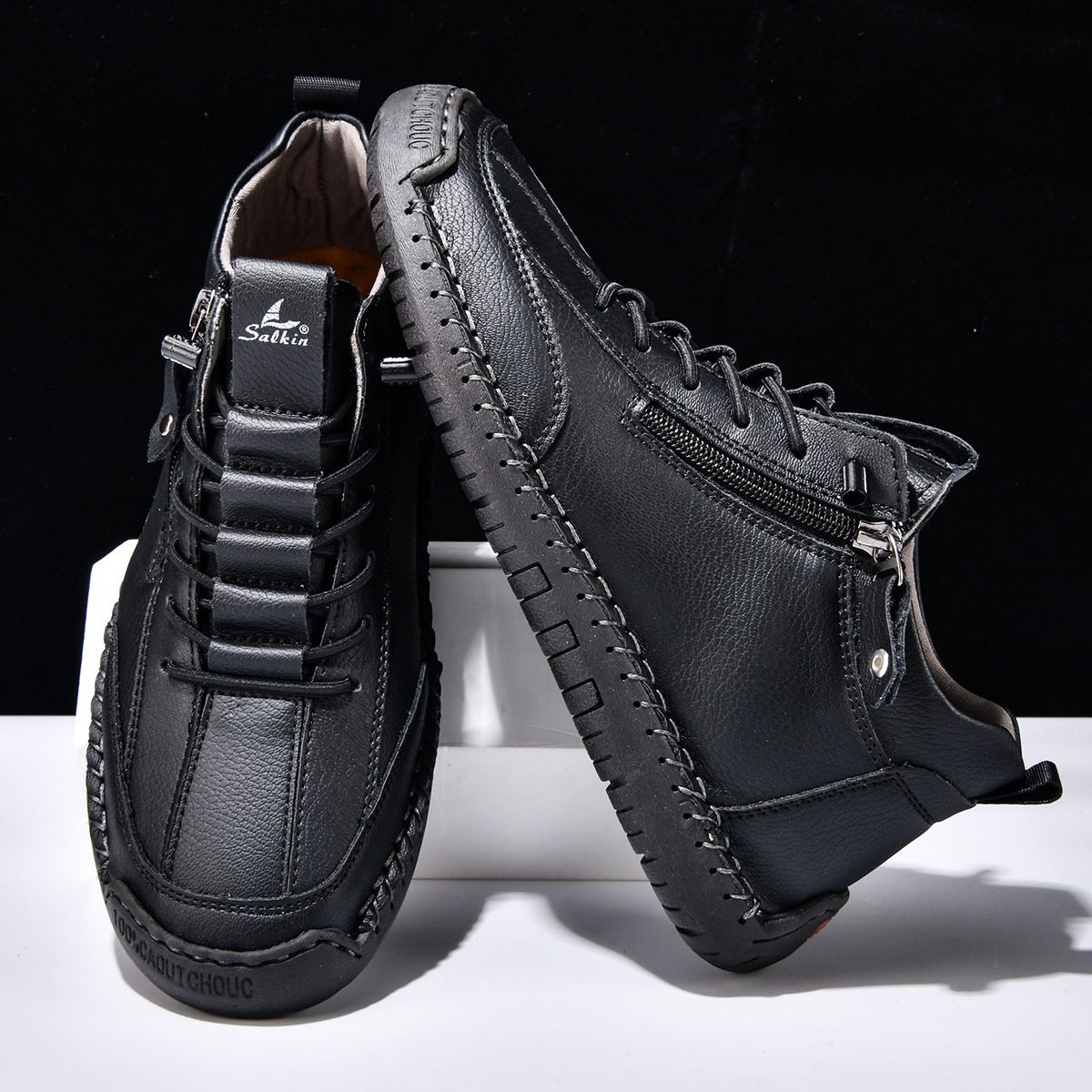 Chaussures en nabuk bleu Danoir Paris pour homme avec zip, élégantes et confortables, vue de côté.