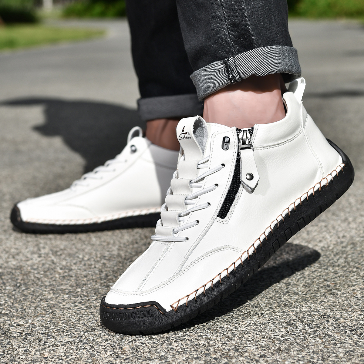 Chaussures en nabuk bleu Danoir Paris pour homme avec fermeture éclair, style élégant et sophistiqué.