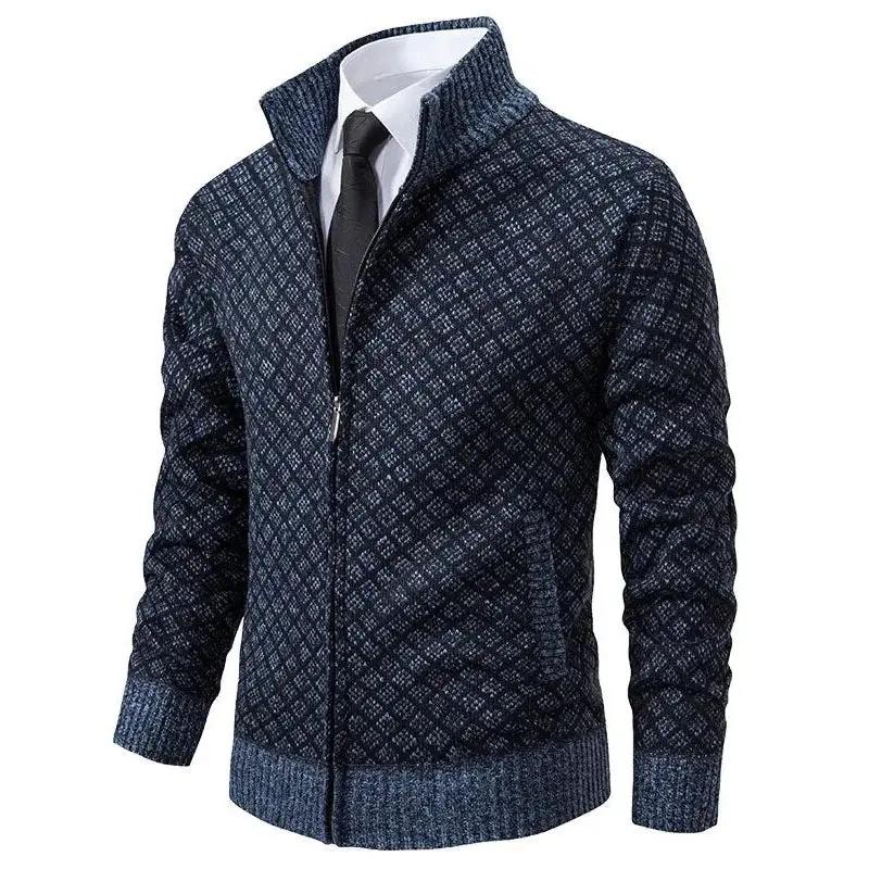 Gilet premium pour homme en matériau souple de marque Danoir Paris, en bleu, porté par un mannequin.