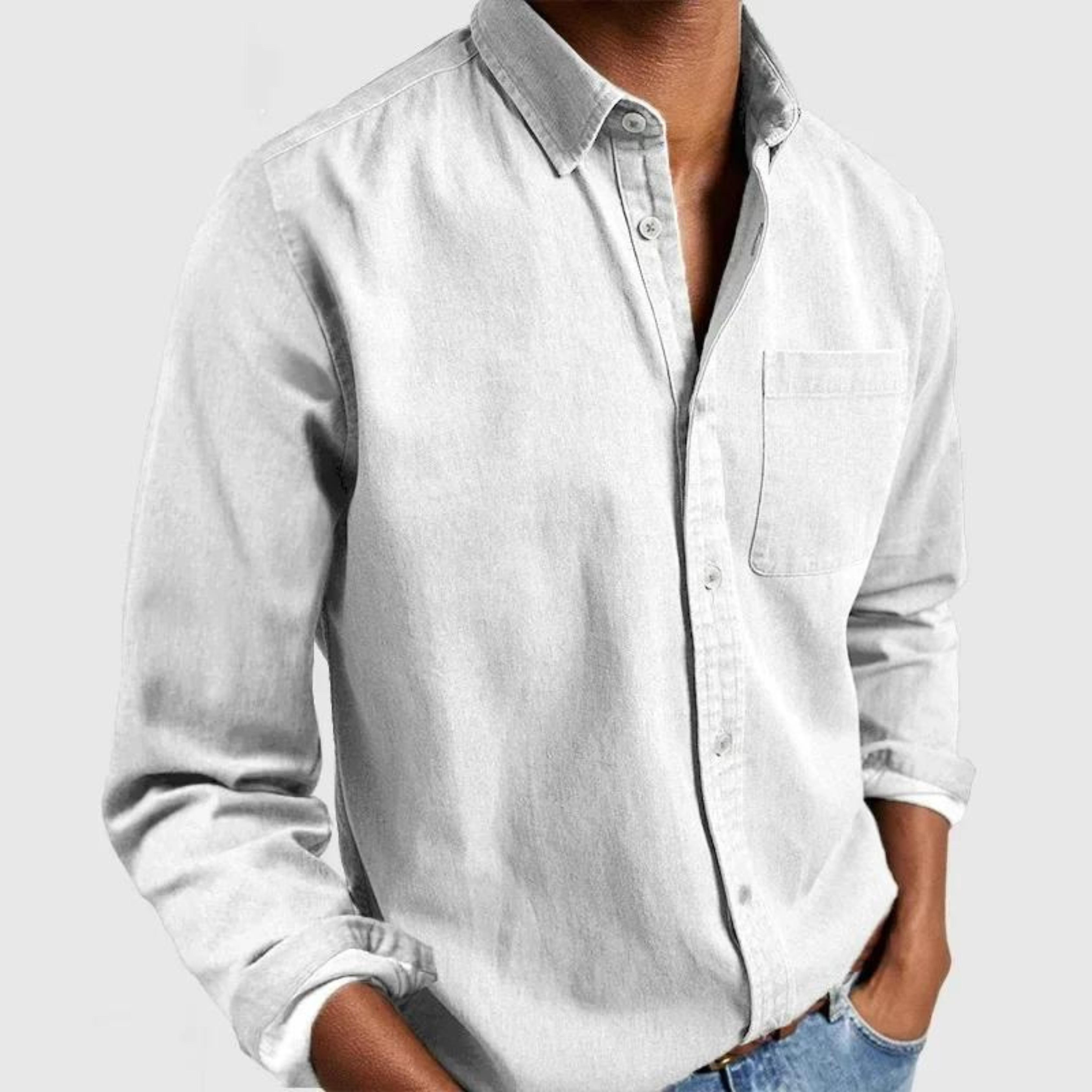 Chemise en coton bleue marine Danoir Paris pour homme, col classique, boutons sur le devant, tissu doux et confortable.