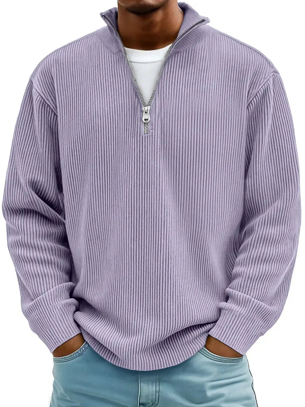 Pull Demi-Zippé Danoir Paris™ bleu, élégant et confortable, en maille douce, pour un style sophistiqué et décontracté.