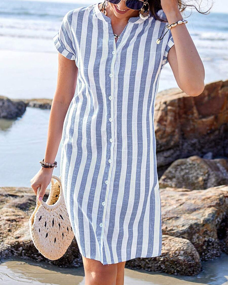 Robe chemise rayée élégante Martine de Danoir Paris, en tissu fluide bleu avec manches longues et coupe flatteuse.