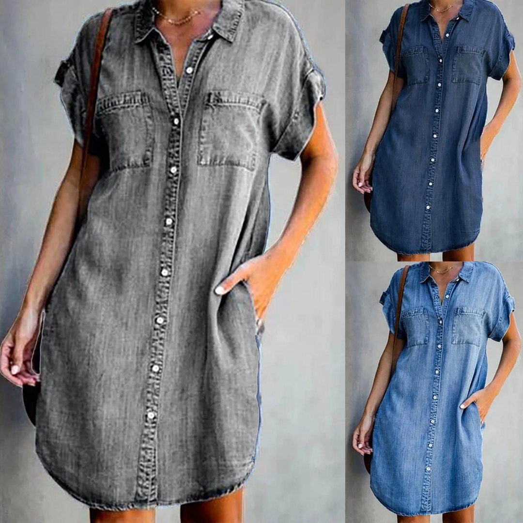 Robe classique élégante Siena de Danoir Paris en bleu, vue de face, avec détails sophistiqués et tissu fluide.