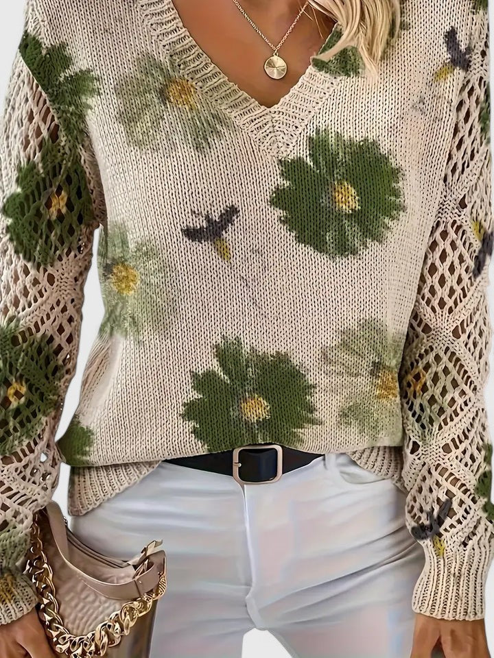 Cardigan léger floral Aurélie de Danoir Paris, en tissu bleu avec motif floral, vue de face sur fond blanc.