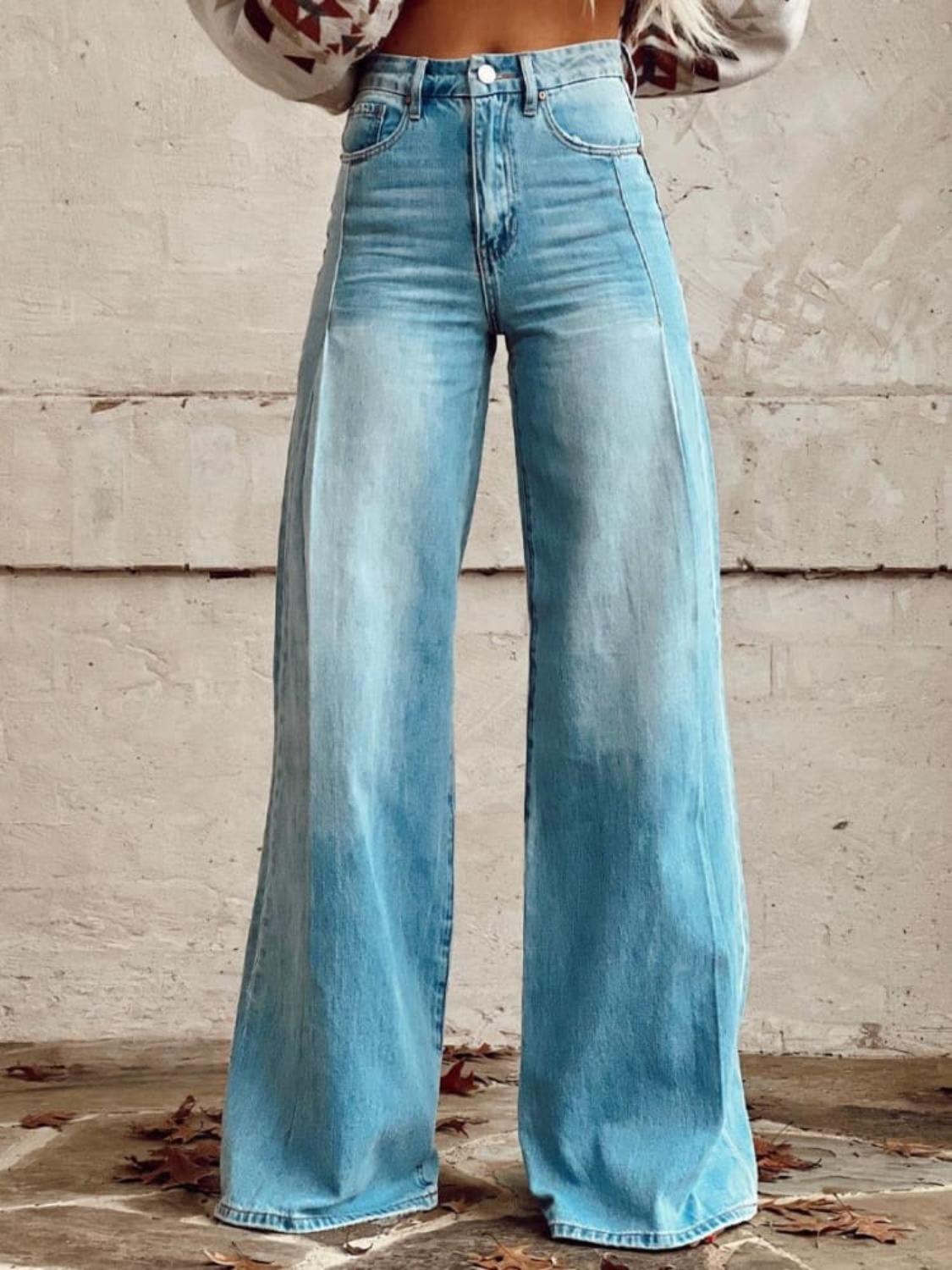 Pantaloni larges élégants Lucia de Danoir Paris en tissu bleu, taille 36-38, style sophistiqué et confortable.
