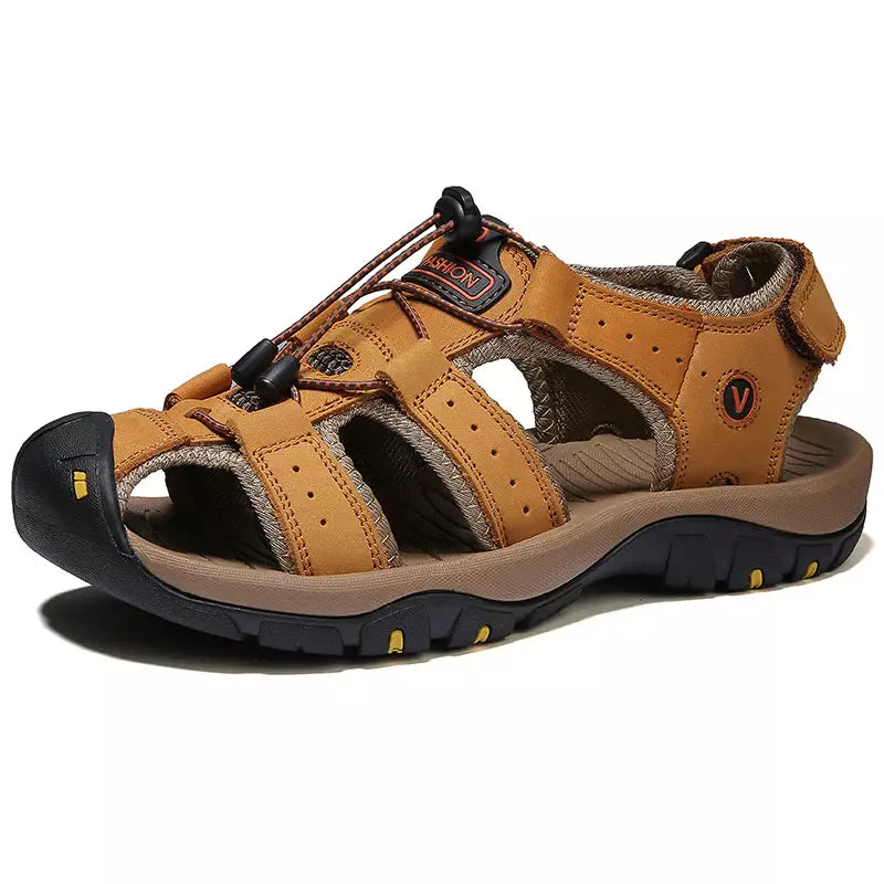 Sandales Danoir Paris™ confort tout-terrain en brun, vue de face, avec semelle robuste et design ergonomique.