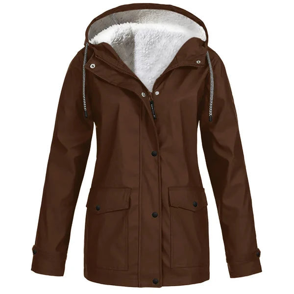 Veste élégante et polyvalente Julliete de Danoir Paris, en jaune, pour un style chic et moderne, vue de face.