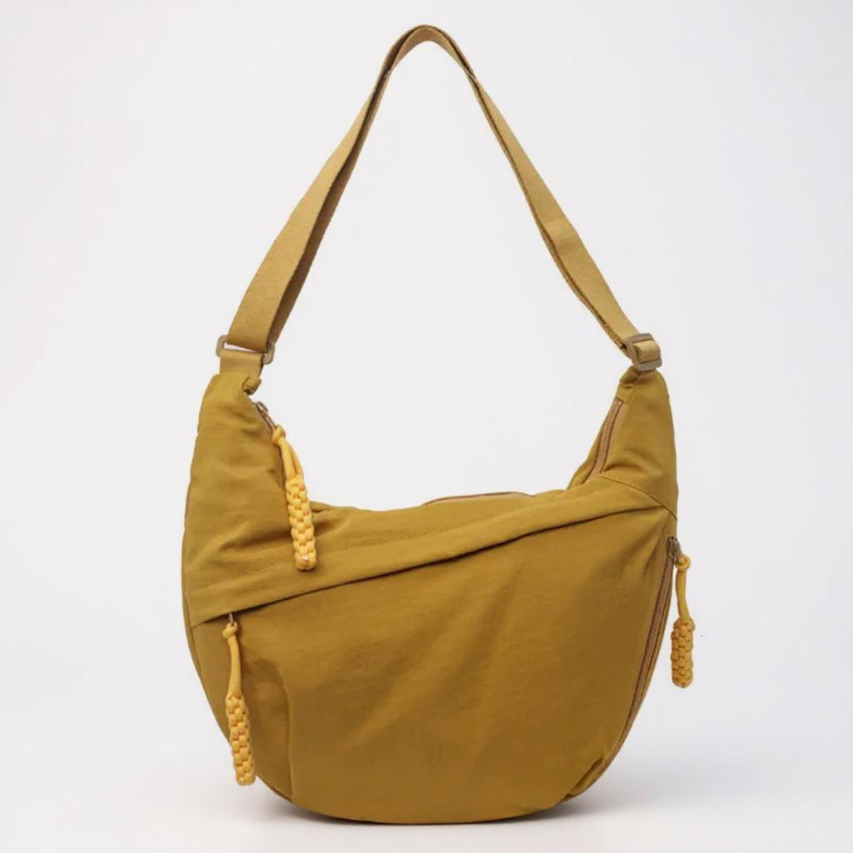 Sac à bandoulière Danoir Paris Luce en coloris ocra, avec poignées et design élégant, visible de face dans l'image.