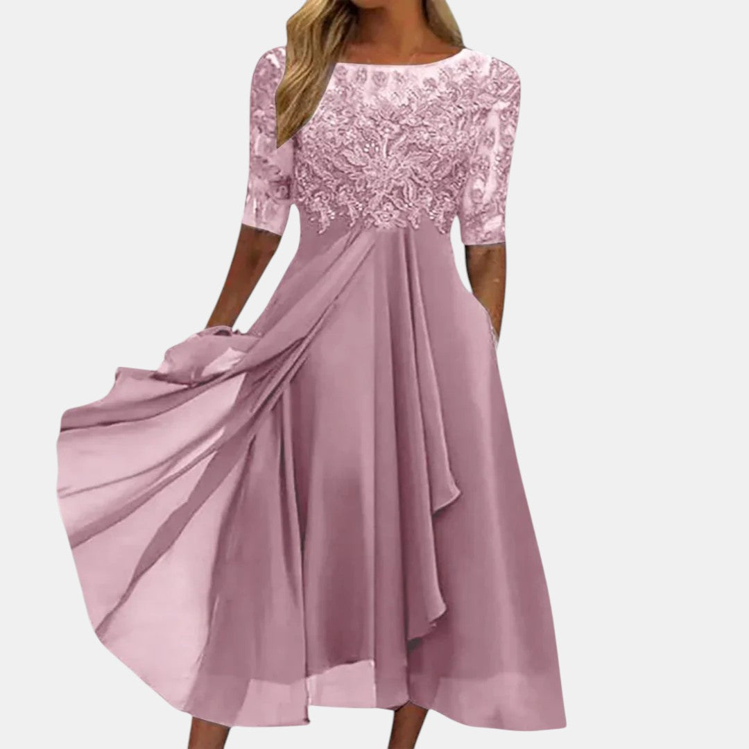 Robe en dentelle élégante Rhonda™ de Danoir Paris, couleur bleue, taille S, détails sophistiqués et finition raffinée.