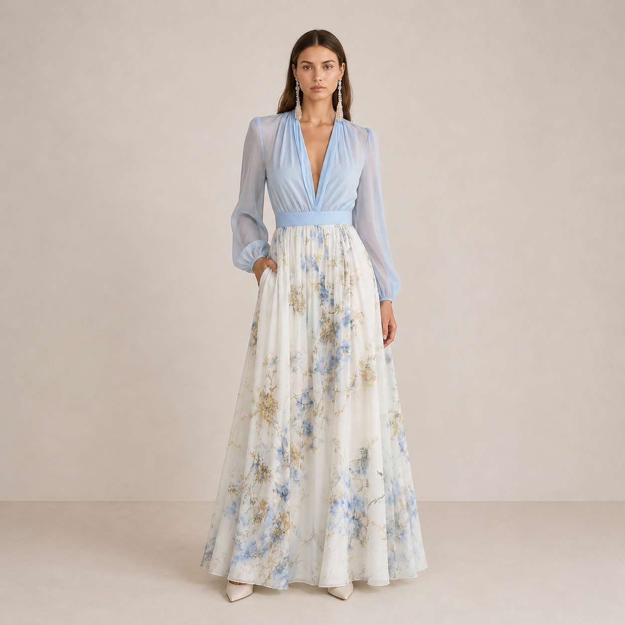 Robe longue Danoir Paris VERA en tissu bleu avec motifs, style maxi pour femme, vue de face.