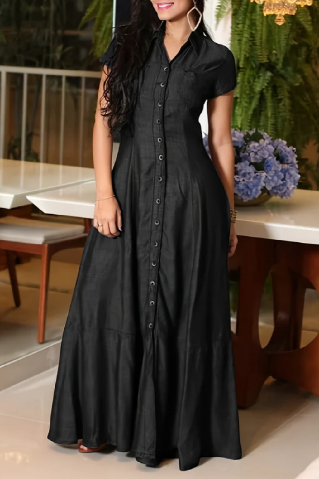 Robe longue en denim bleu foncé Eliza de Danoir Paris, vêtement femme avec coupe fluide et détails modernes.