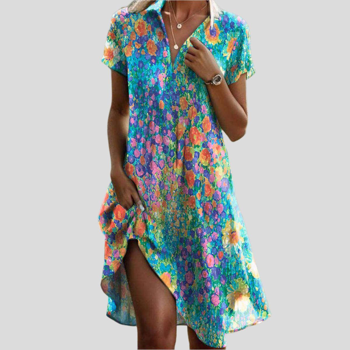 Robe bohème élégante Danoir Paris avec motifs colorés, longue et fluide, parfaite pour un style chic et décontracté.