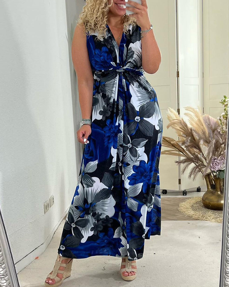 Robe maxi élégante Danoir Paris pour l'été, en tissu fluide pourpre, portée par un mannequin.