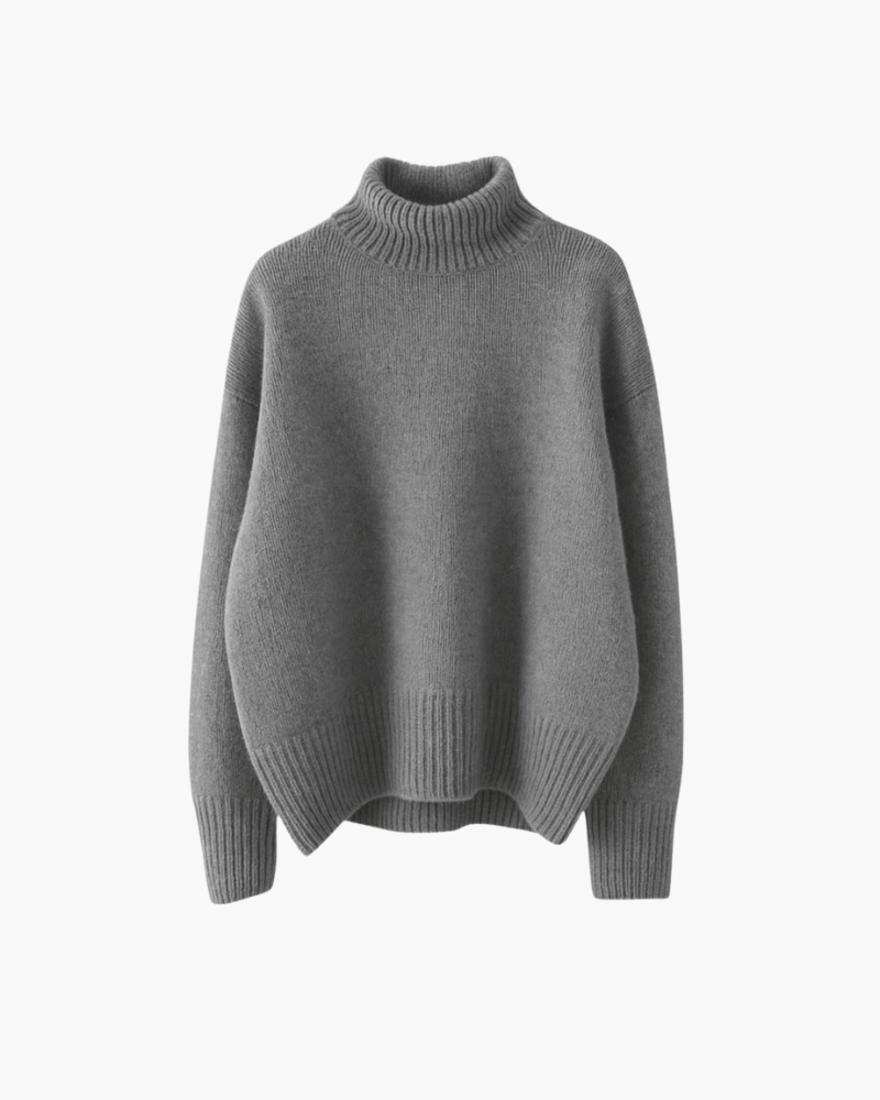 Pull doux marron Danoir Paris avec col montant, en tricot confortable et chaud pour un style élégant et cosy.