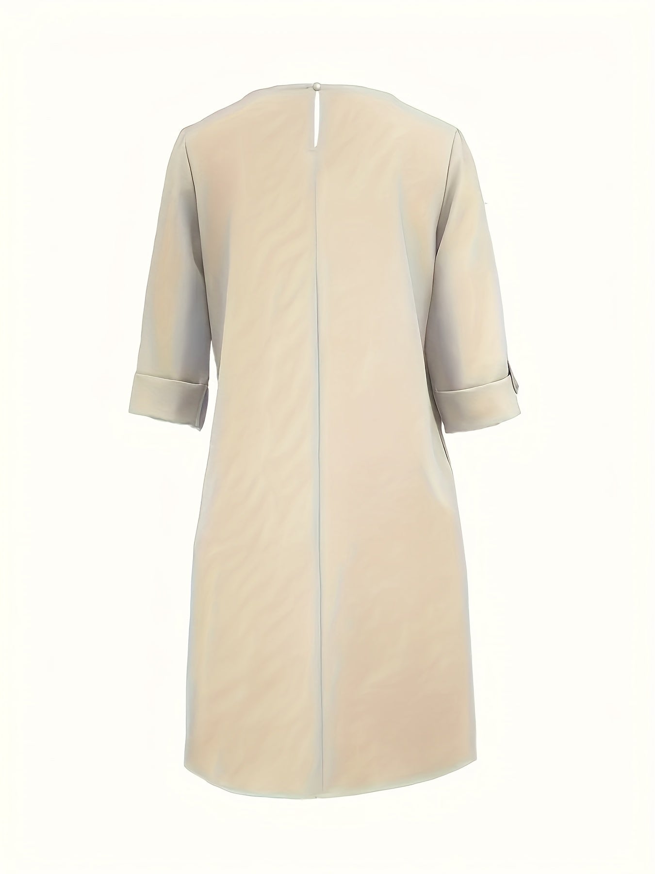 Danoir Paris FR002 Daphne, vêtement automnal élégant et décontracté en tissu bleu ciel profond, porté par un mannequin.