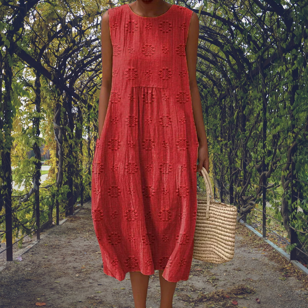 Robe sans manches Linda de Danoir Paris, élégante, en vert, vue de face, tissu fluide et coupe élégante.