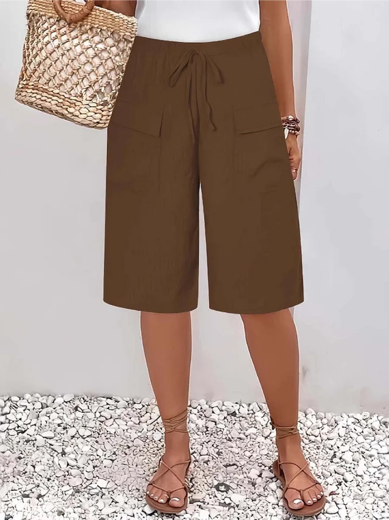 Short Danoir Paris Lina FR019 en gris, confort quotidien, tissu doux, ajusté pour un look décontracté et confortable.