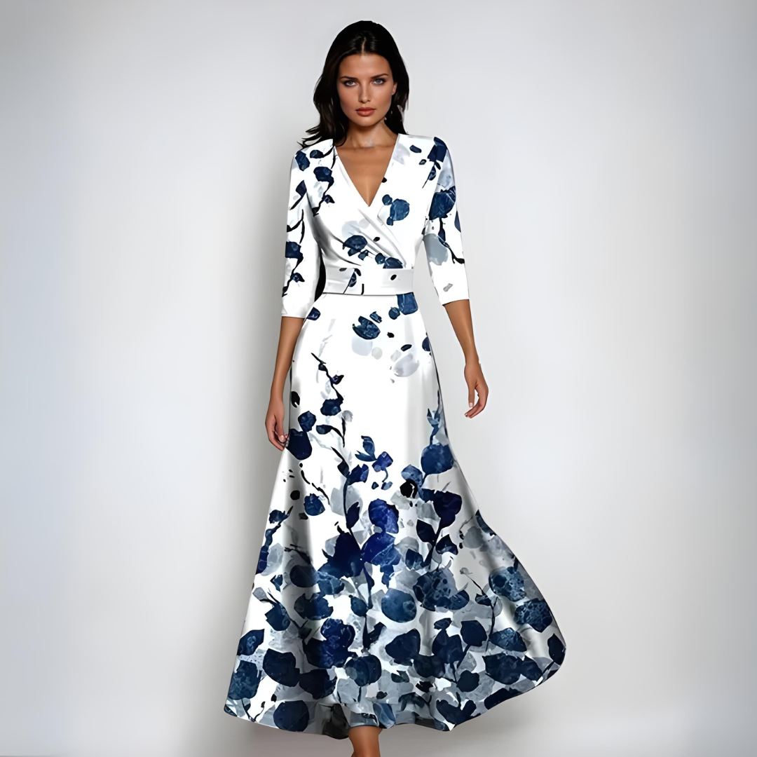 Robe maxi fleurie rouge Valeria de Danoir Paris, élégante robe longue avec motifs floraux, vue du devant.