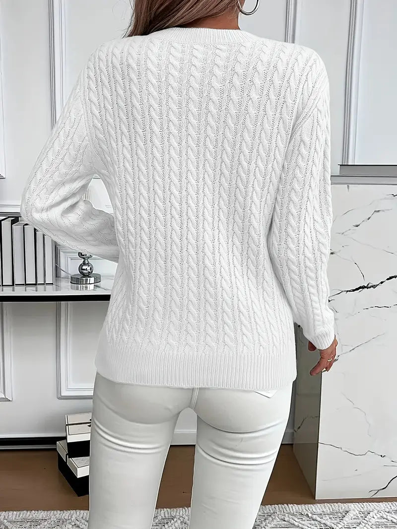 Pull en tricot torsadé blanc pour femme Lena, modèle FR1000 de Danoir Paris, affiché en taille XS.