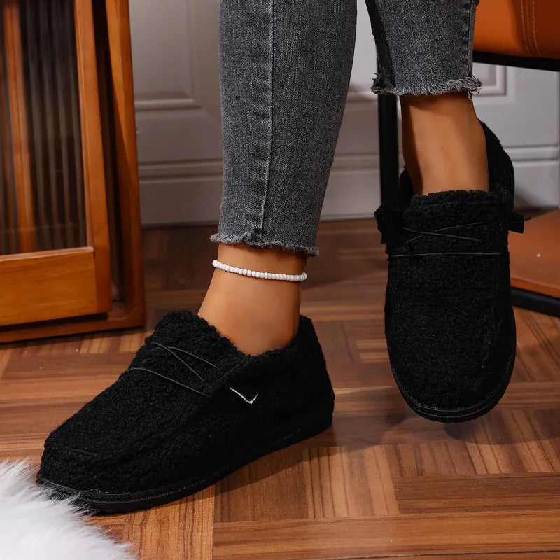 Chaussons Valorine™ Varma Teddy Danoir Paris en kaki, doublure en peluche douce, taille 36, pour confort et chaleur.