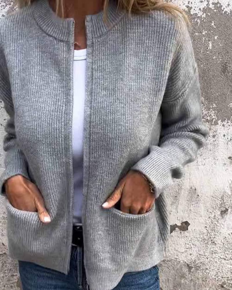 Gilet doux et pratique Sophie de Danoir Paris en gris, taille XL, avec texture confortable et style décontracté.