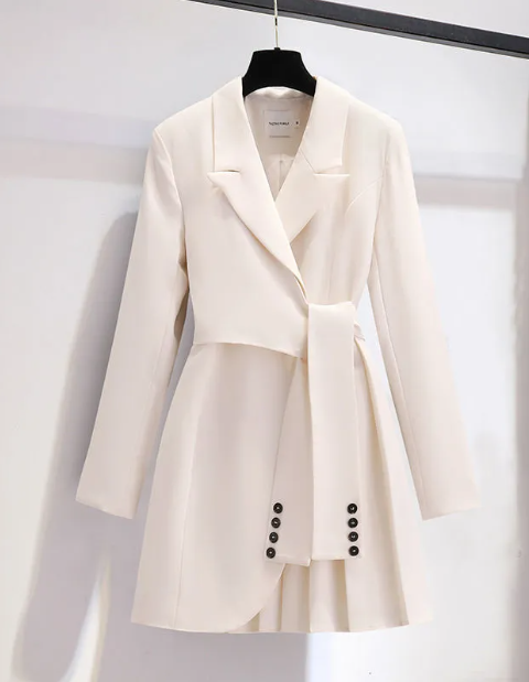 Manteau d'hiver élégant Natalia de Danoir Paris en noir, coupe raffinée, tissu chaud et sophistiqué, taille XS.