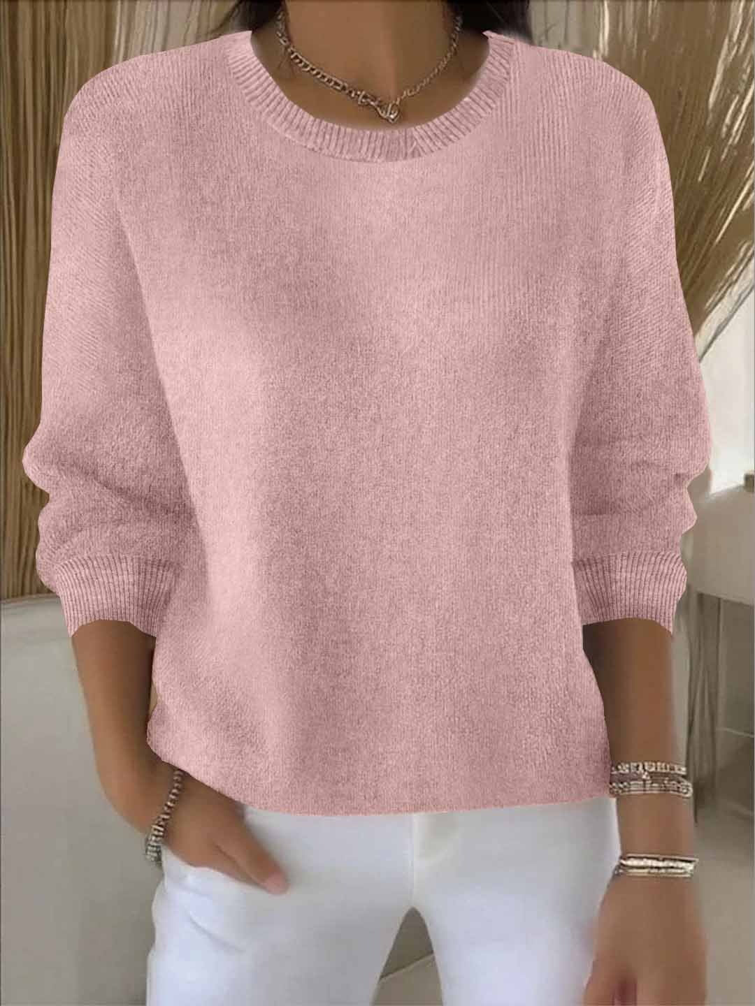 Pull jaune doux Talbot de Danoir Paris, élégant et confortable, en laine mérinos, porté sur mannequin.