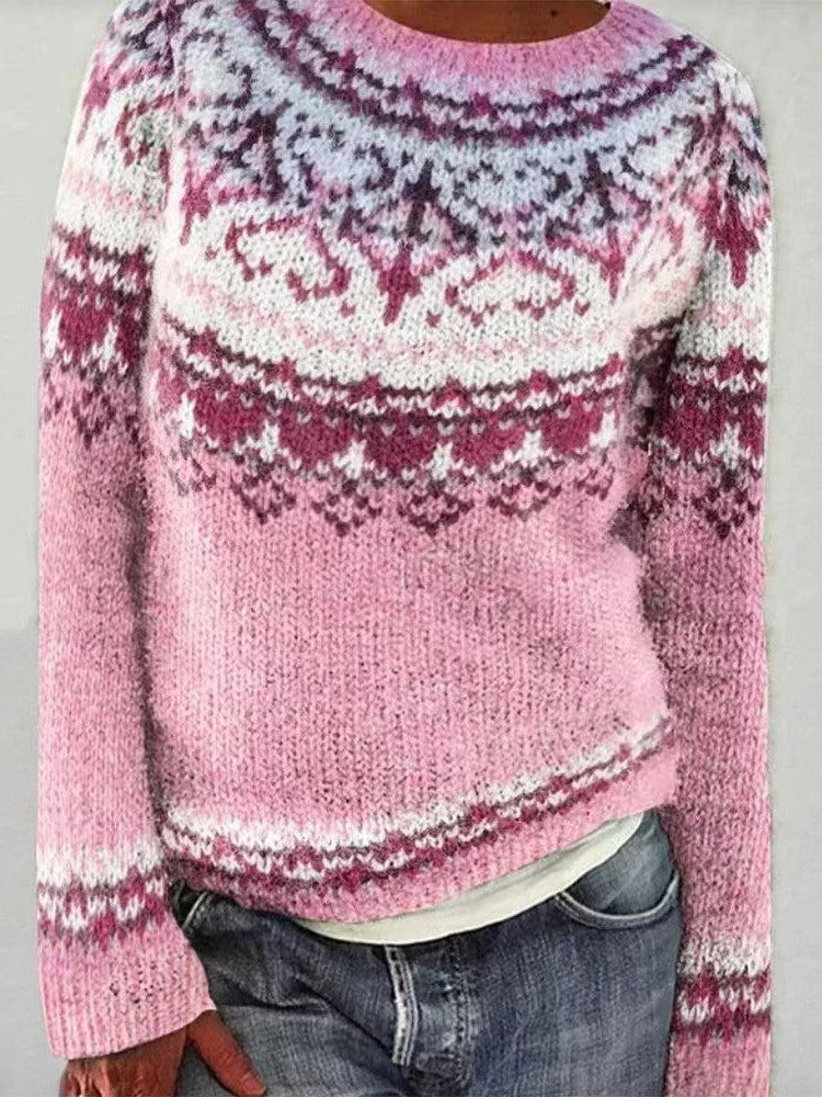 Pull en cachemire rose Petra de Danoir Paris, élégant et doux, porté sur un mannequin.