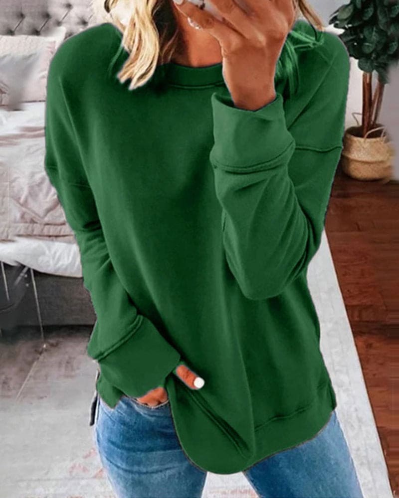 Pull Confort Chic Danoir Paris Arabelle en kaki, vêtement élégant en tissu doux, style chic et décontracté visible sur l'image.