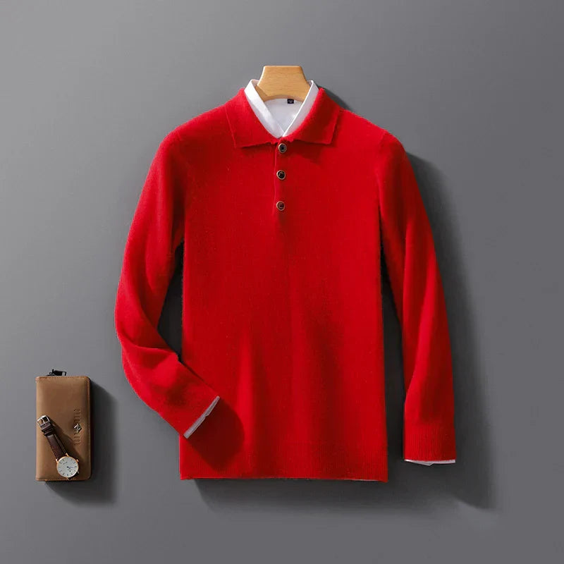 Polo en cachemire beige Belford de Danoir Paris, élégant, avec col classique et finition soignée, porté sur un mannequin.