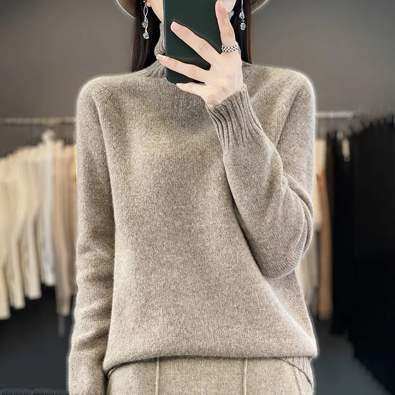 Pull en cachemire camel Seraphine de Danoir Paris, modèle FR1242, avec un style chic et élégant, visible en image.
