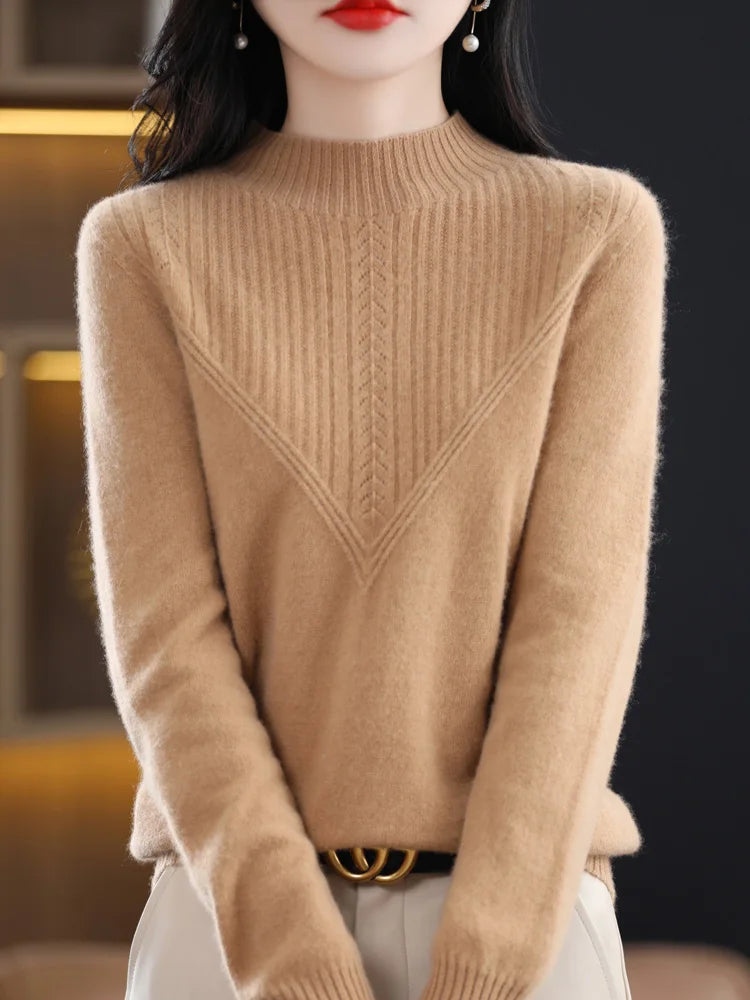 Pull en cachemire violet Liora de Danoir Paris, élégant et doux, porté sur un mannequin.