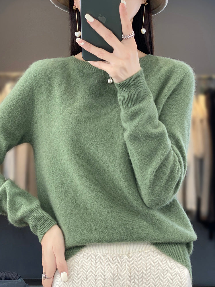 Pull chaud en cachemire Anette de Danoir Paris, turquoise, vue de face, tissu doux et élégant.