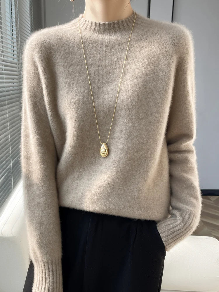 Pull en cachemire beige Veyona Danoir Paris, élégant, doux et confortable, avec un design chic et sophistiqué.