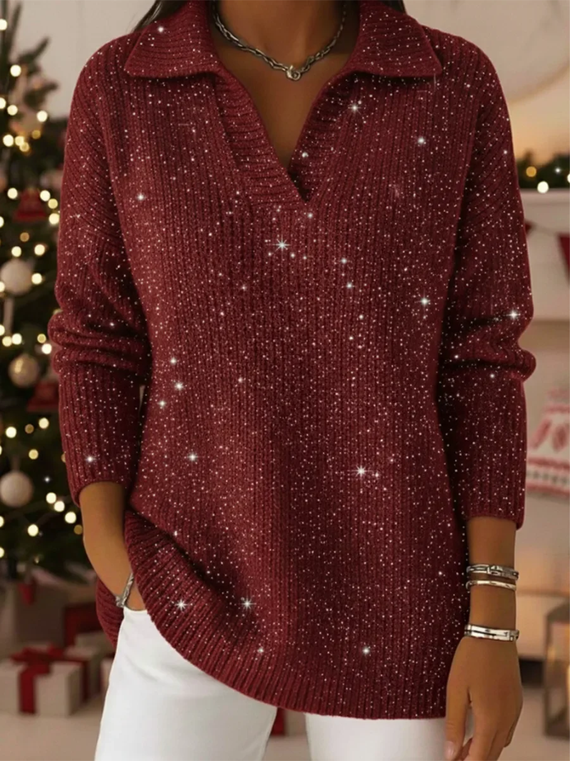 Pull festif rouge Danoir Paris Livia, élégant, en tissu doux, avec col en V et détails festifs, porté sur mannequin.