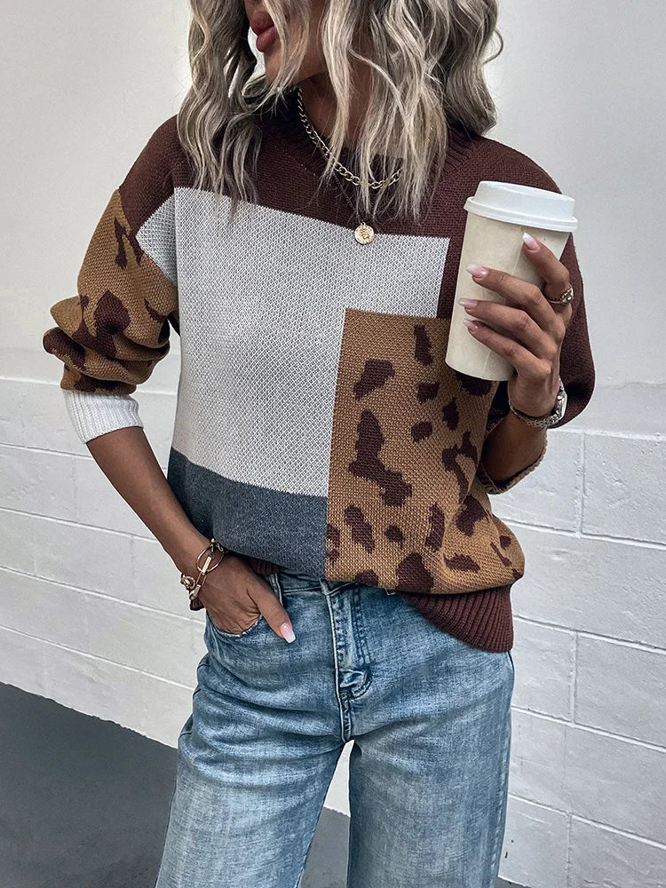Pull audacieux Taliyah Danoir Paris, décontracté, noir, taille XS, en tissu confortable, porté de façon décontractée.