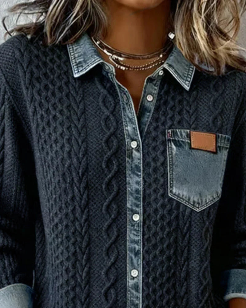 Chemise en denim noir Simone de Danoir Paris, coupe audacieuse, détails visibles, style moderne et tendance.